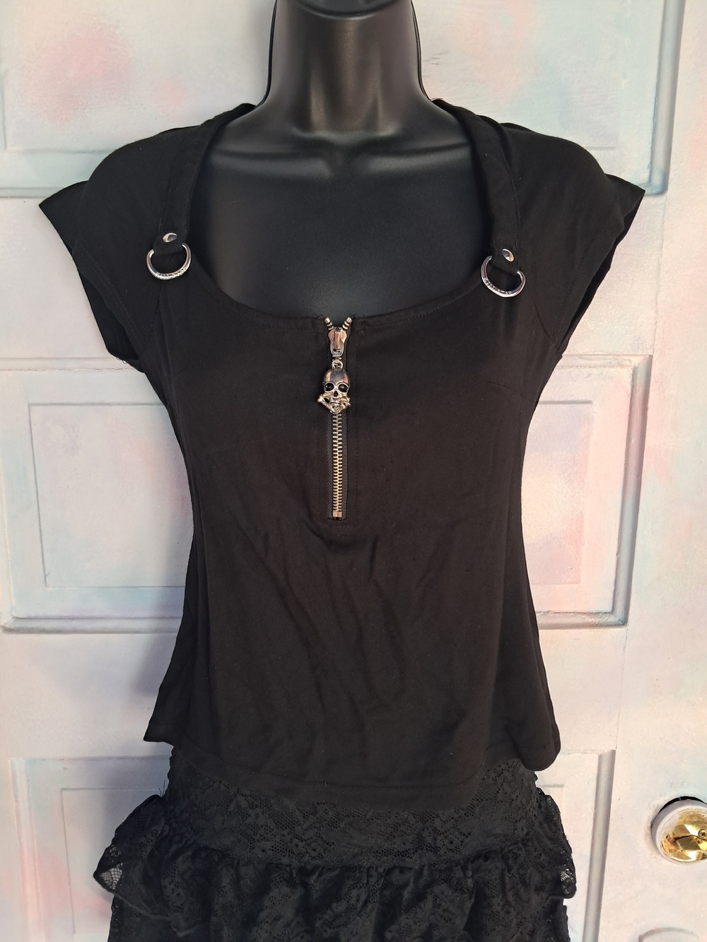 Killstar Black Gothic Skull Zip D-Ring Cap Sleeve Cropped Babydoll Top - EUC